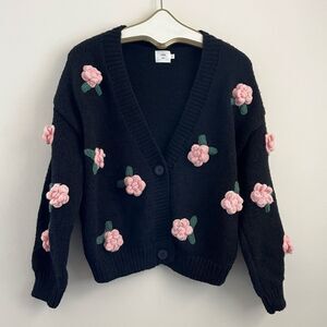 Luna Ivy NWT Boxy Black Cardigan with Pink Roses | Size Medium